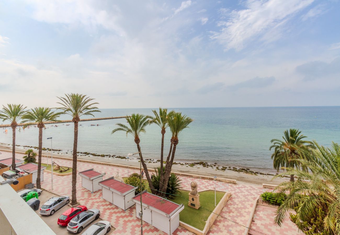 Apartment in santa pola - Primera linea de playa cerca de Alicante