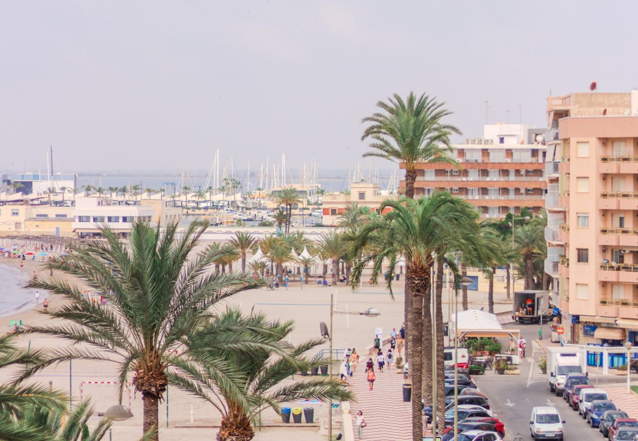 Apartment in santa pola - Primera linea de playa cerca de Alicante
