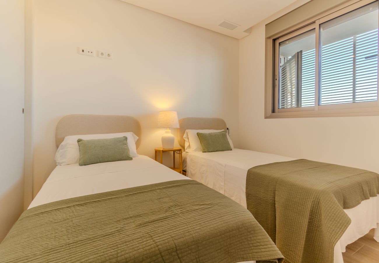 Apartment in santa pola - Moderno piso frente al mar (+11 días temporada)