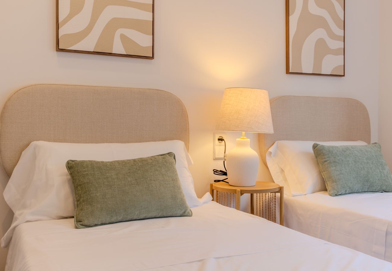 Apartment in santa pola - Moderno piso frente al mar (+11 días temporada)