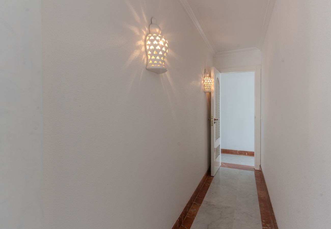 Apartment in santa pola - Beachfront - Medium Stay +11 days