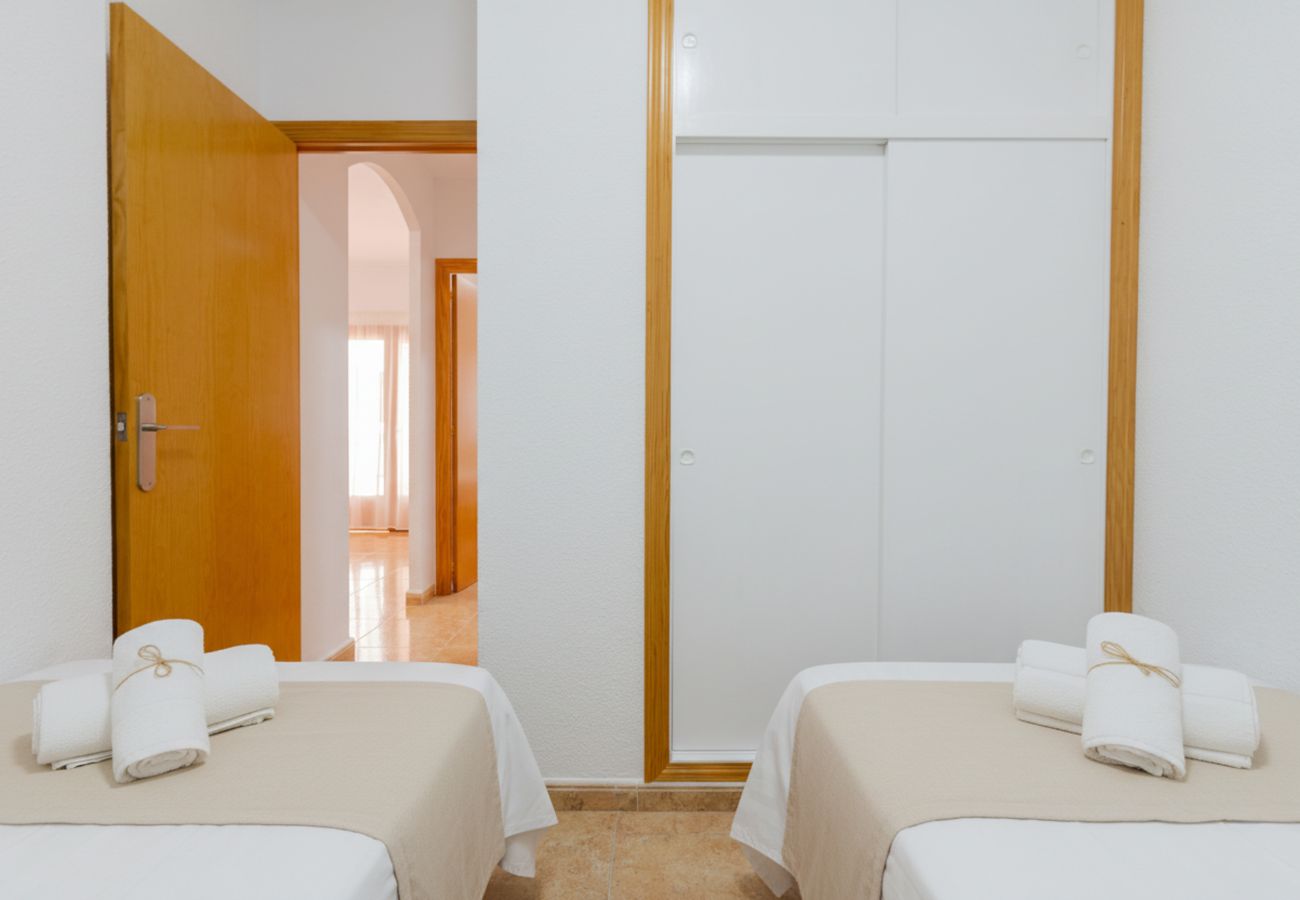 Apartment in santa pola - Sunny Beach Apartment in Santa Pola