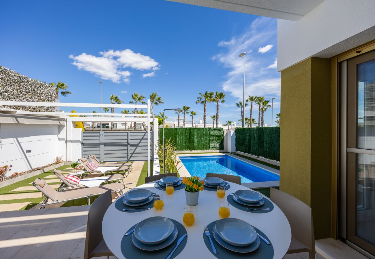 Villa in Orihuela - Sunny Villa - Relax and Golf