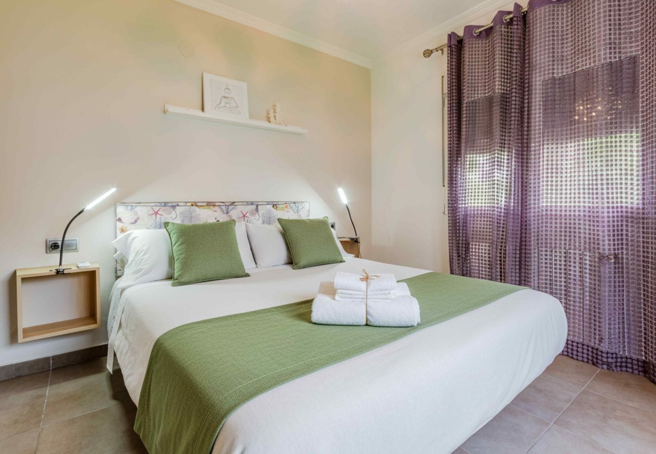 House in Javea - Villa for 8 near Playa del Arenal with a garden and barbecue
