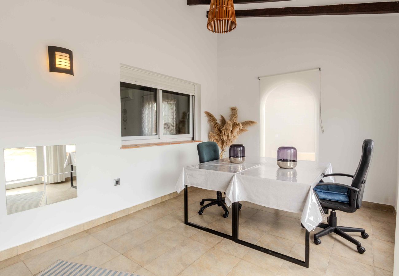 House in Javea - Villa for 8 near Playa del Arenal with a garden and barbecue