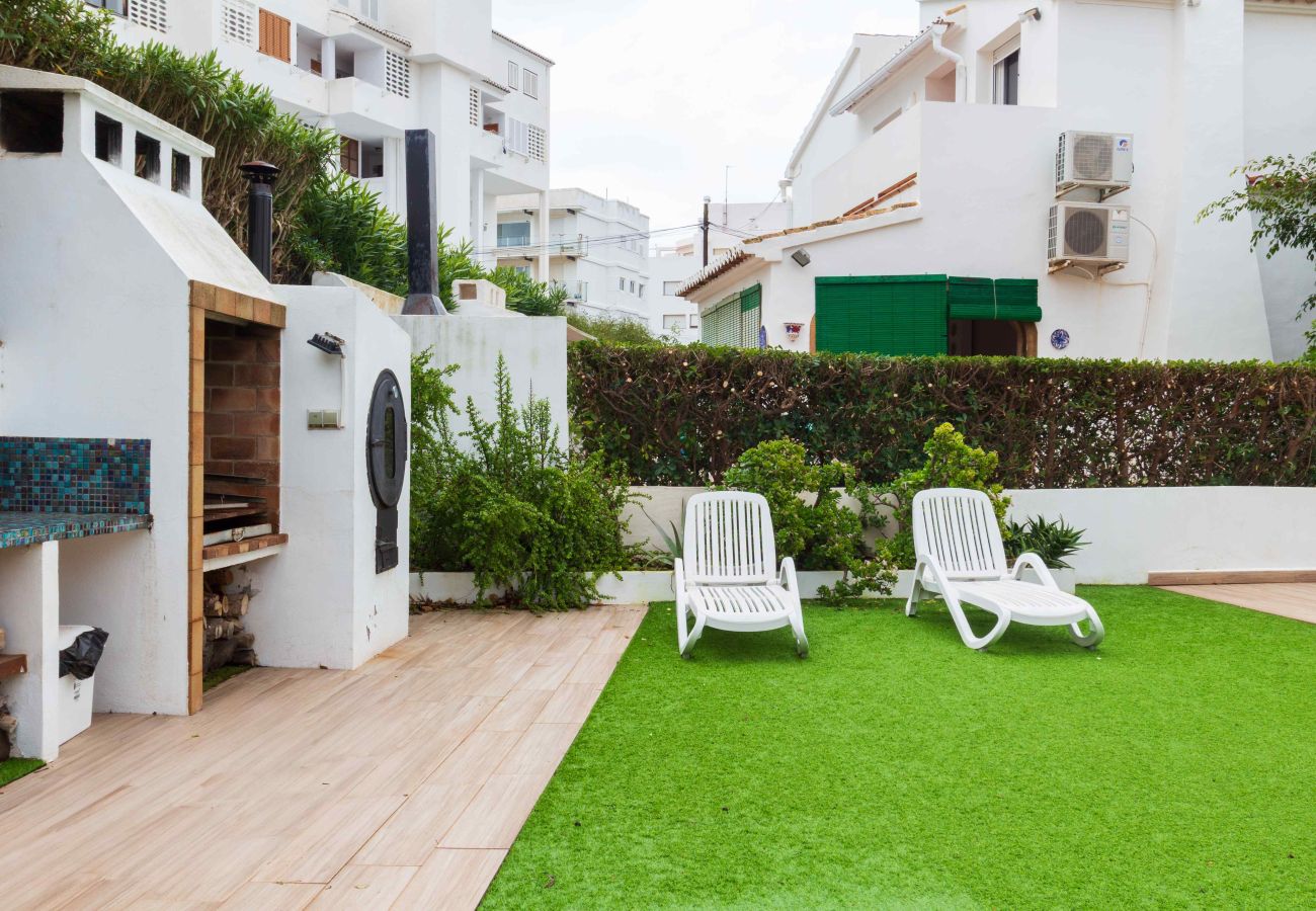 House in Javea - Villa for 8 near Playa del Arenal with a garden and barbecue