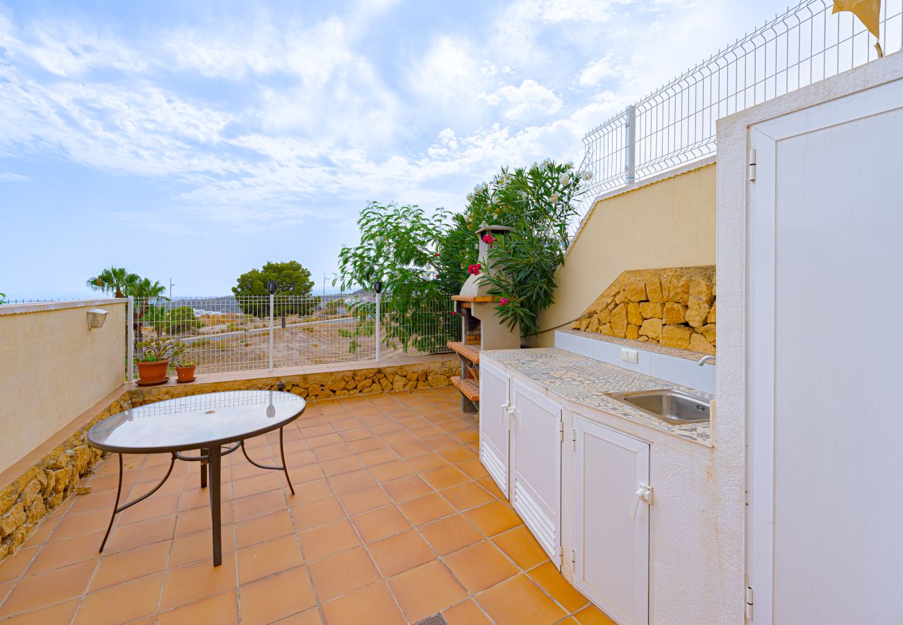 House in Finestrat - 