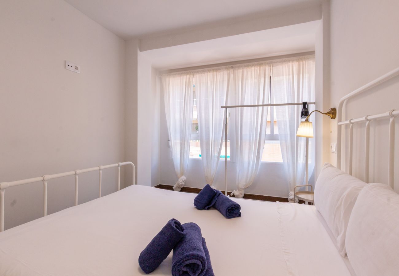 Apartment in santa pola - Central Apartment Next to the Boardwalk