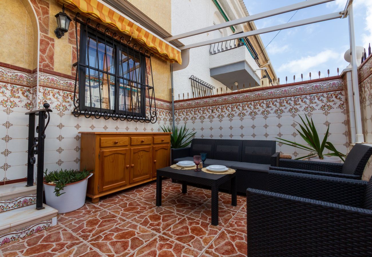 Townhouse w santa pola - Refugio para parejas a 1 minuto del mar