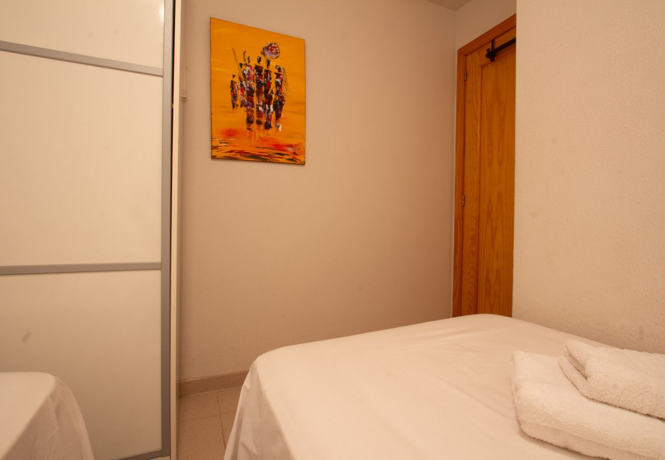 Apartament w Arenales del Sol - Arenales Beach + pool near airport