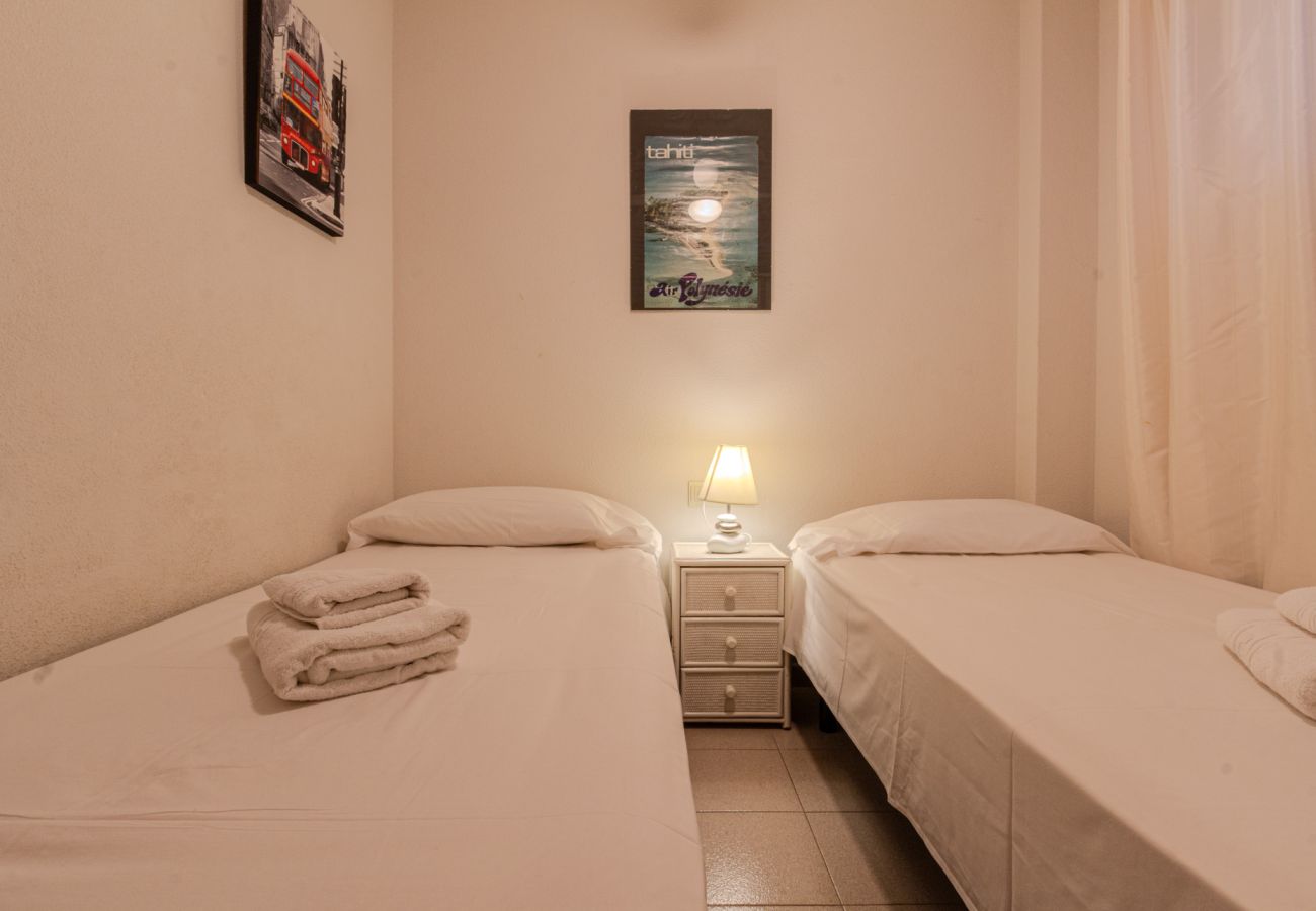 Apartament w Arenales del Sol - Arenales Beach + pool near airport