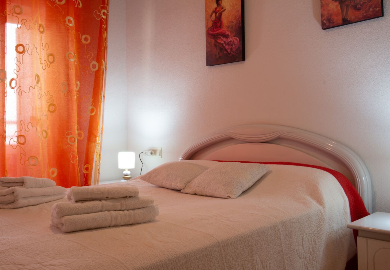 Apartament w Arenales del Sol - Arenales Beach + pool near airport