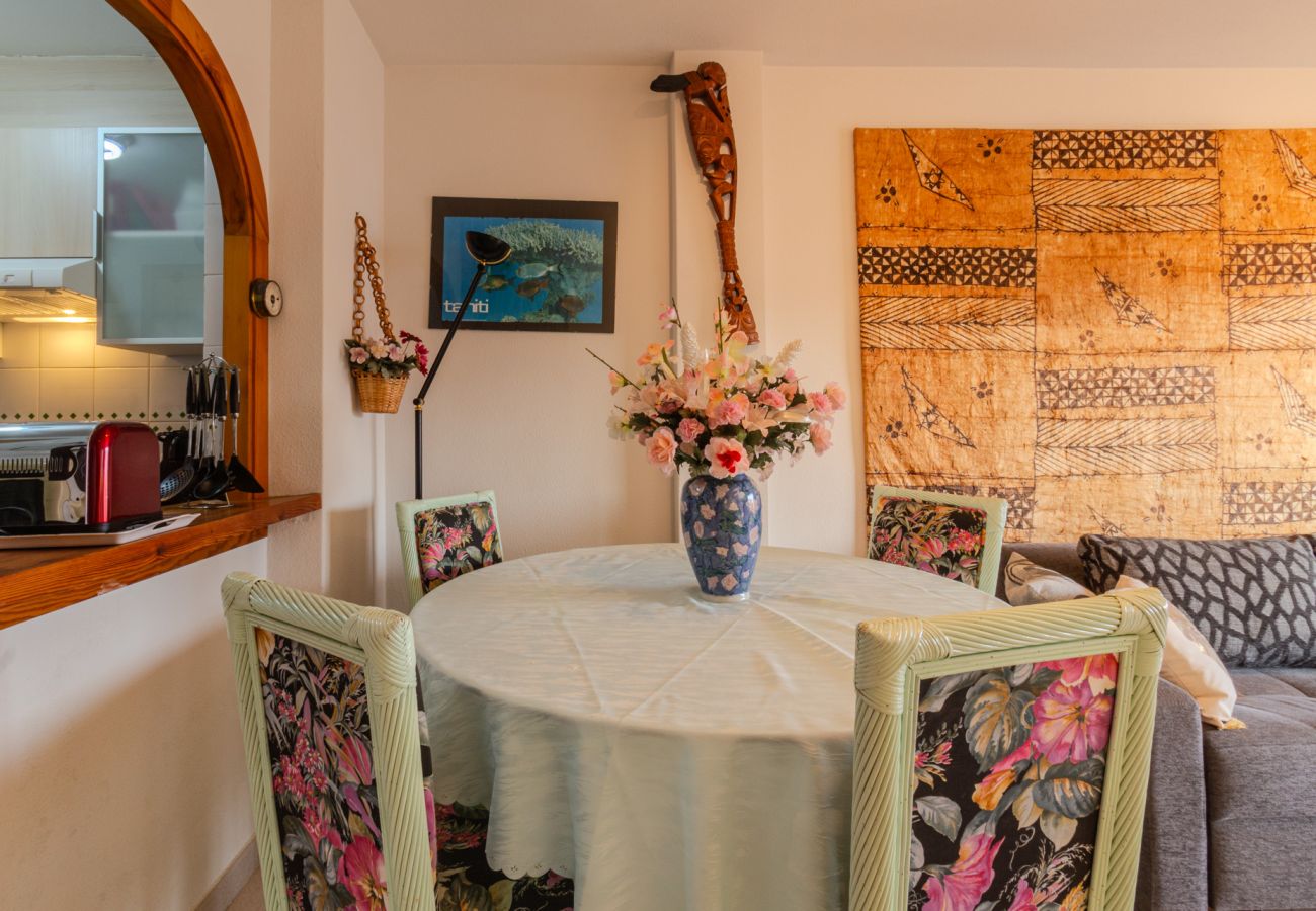 Apartament w Arenales del Sol - Arenales Beach + pool near airport