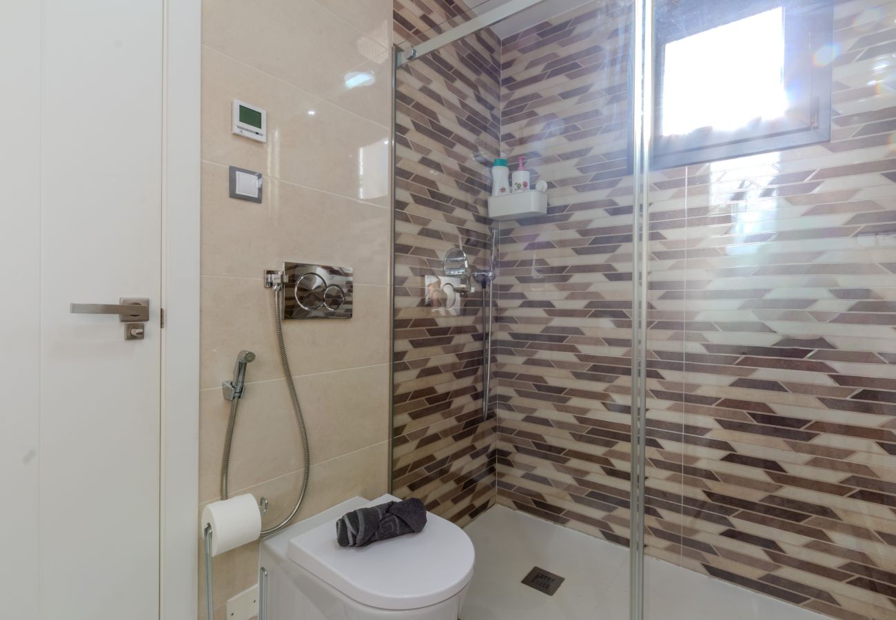 Apartament w Arenales del Sol - Infinity View II - Luxury and relax near the beach