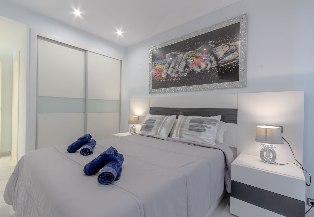 Apartament w Arenales del Sol - Infinity View II - Luxury and relax near the beach