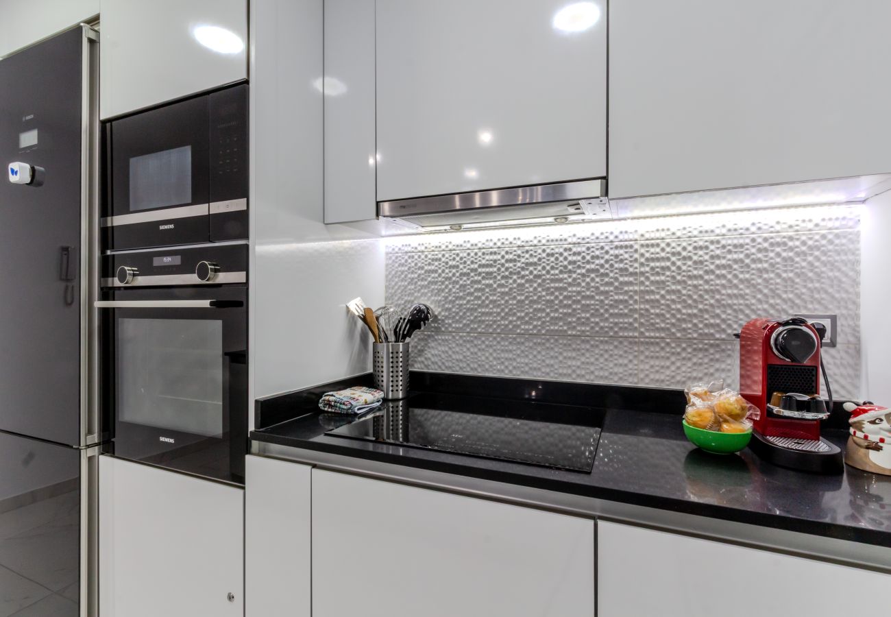 Apartament w Arenales del Sol - Infinity View II - Luxury and relax near the beach