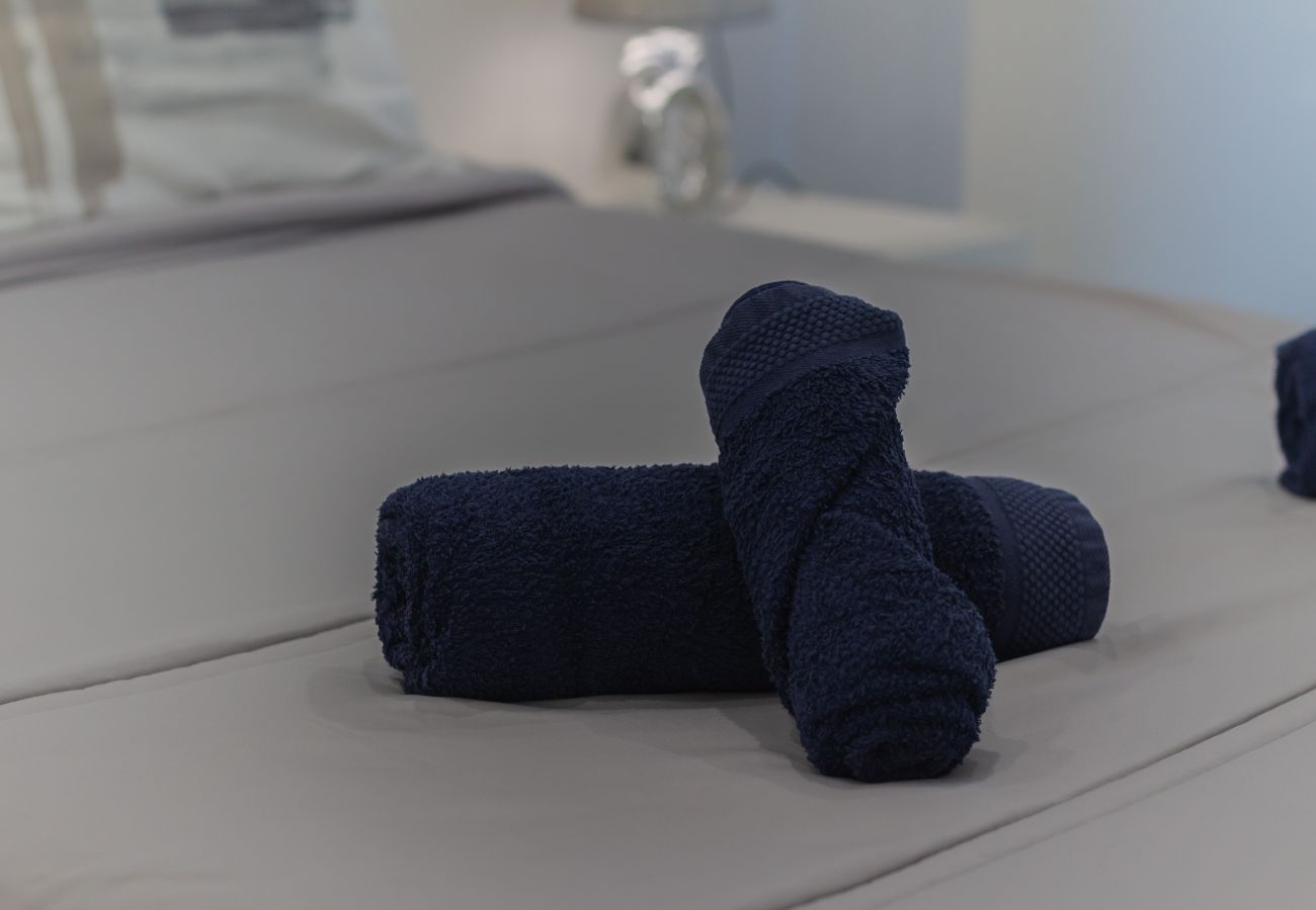 Apartament w Arenales del Sol - Infinity View II - Luxury and relax near the beach