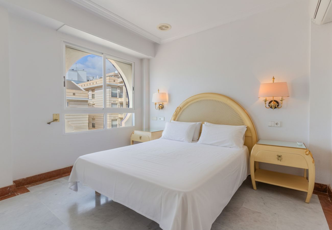 Apartament w santa pola - Primera línea de Playa - Media Estancia +11 días