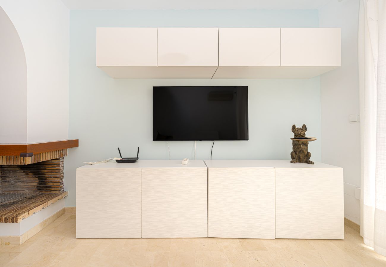 Dom w Finestrat - Casa con BBQ y piscina comunitaria - Golf Badía, Finestrat