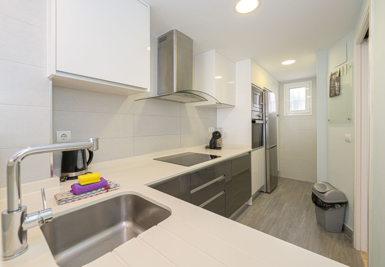 Dom w Finestrat - Casa con BBQ y piscina comunitaria - Golf Badía, Finestrat